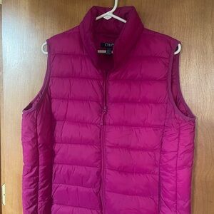 Chaps Women's Fuchsia Puffer Vest